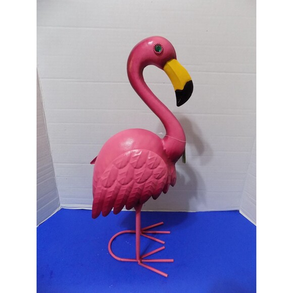 NEW Metal Flamingo Statue Figurine Florida Souvenir Tropical Home Decor - Picture 6 of 6